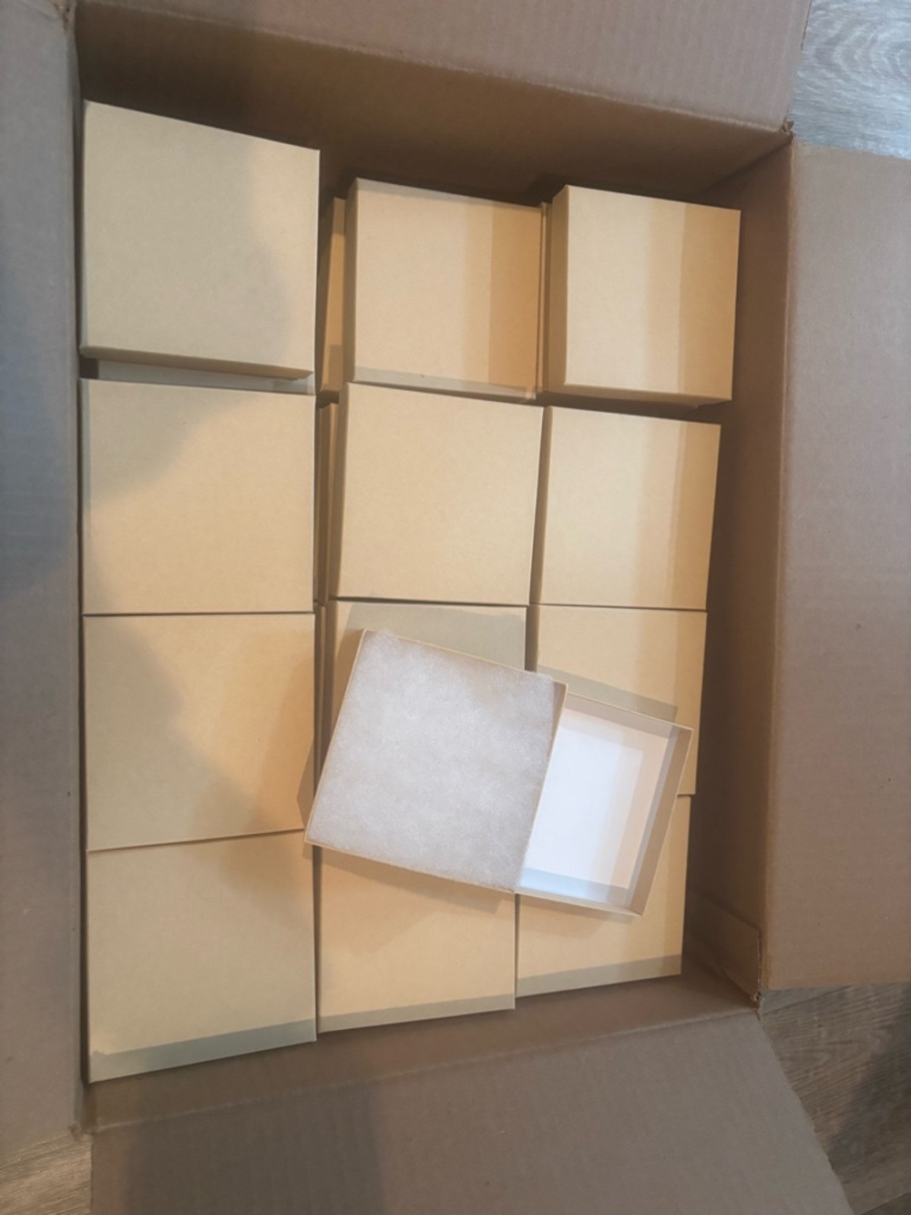 Set of 100 Small Beige Jewelry Boxes with Cushions